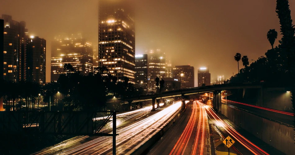 Nightlife in Bandra: From Chill Cafés to Bustling Clubs