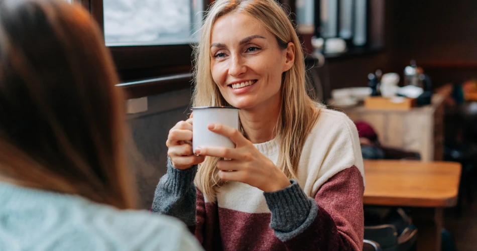 Nightlife in Bandra: From Chill Cafés to Bustling Clubs