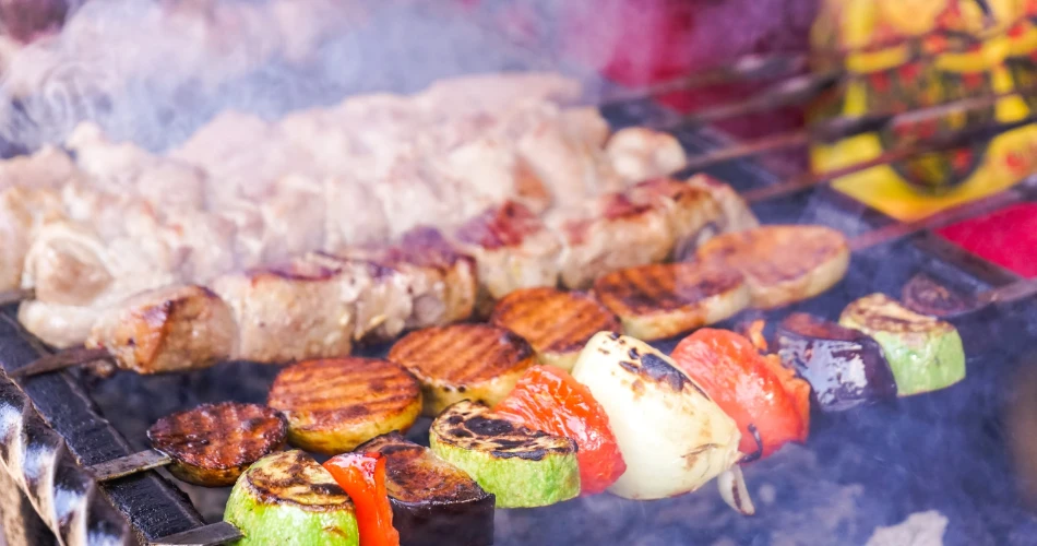 Where to Find the Spiciest Kebabs in Mumbai’s Food Scene