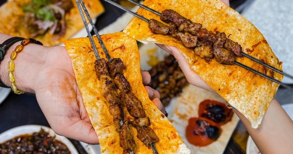 Where to Find the Spiciest Kebabs in Mumbai’s Food Scene