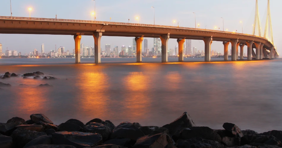 Worli Sea Face: Evening Walks With Stunning City Views
