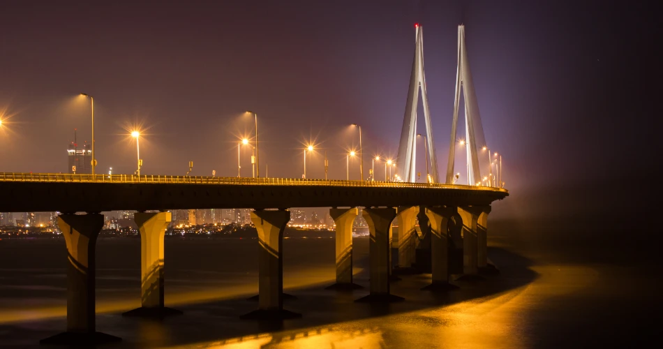Worli Sea Face: Evening Walks With Stunning City Views