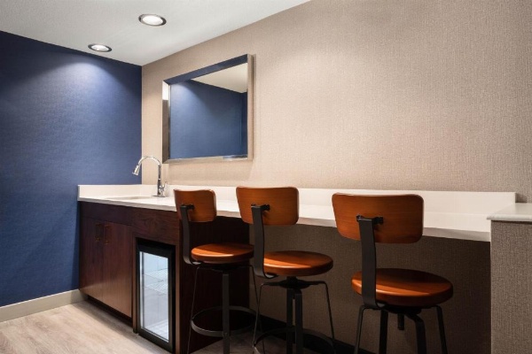 Four Points by Sheraton - San Francisco Airport image 32