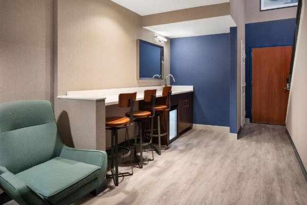 Four Points by Sheraton - San Francisco Airport image 36